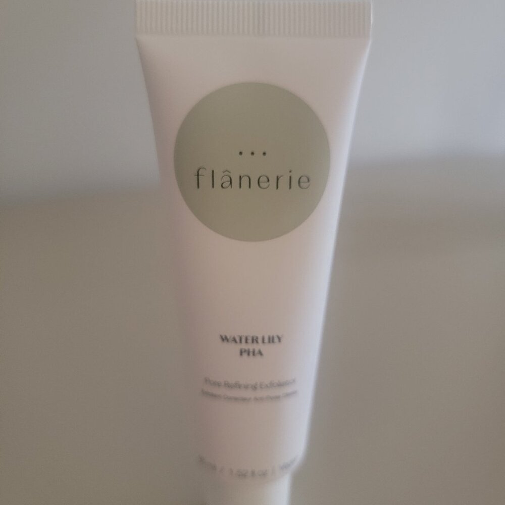 *NEW* Flanerie Por Refining Exfoliator